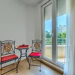 Comfortable Obad, 4 Min Walk To Znjan Apartmán