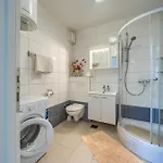 Apartmán Comfortable Obad, 4 Min Walk To Znjan *