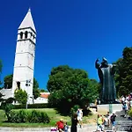 Comfortable Obad, 4 Min Walk To Znjan Apartmán