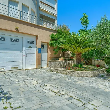 Comfortable Obad, 4 Min Walk To Znjan * Split