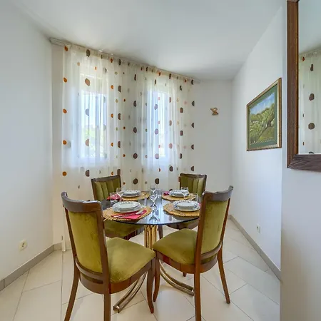 Comfortable Obad, 4 Min Walk To Znjan
